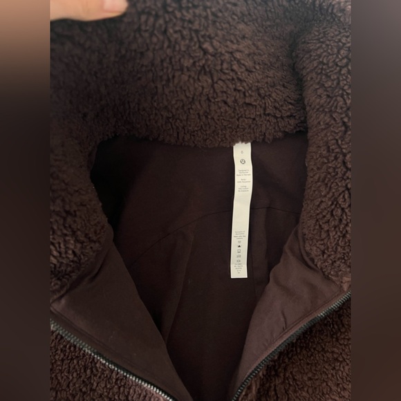 Lululemon Cinchable Fleece Zip-Up
French Press size 6 - Picture 9 of 13